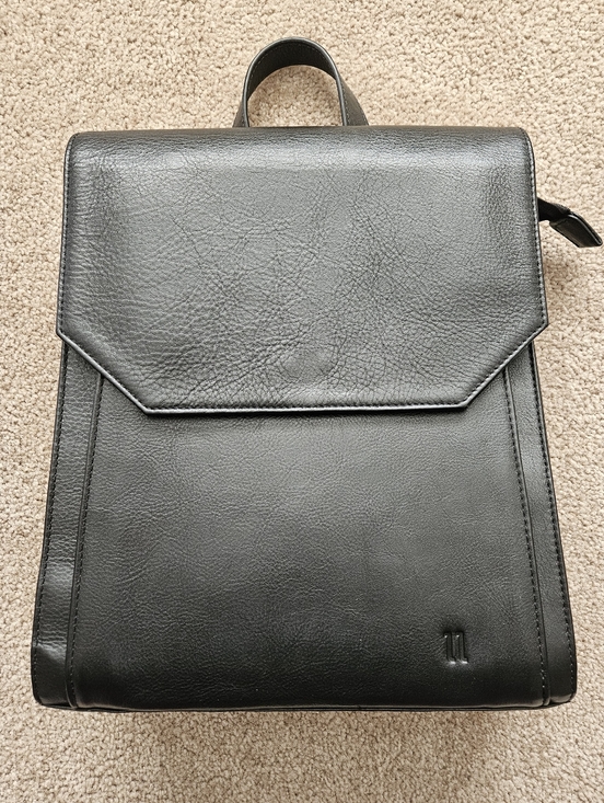 Pelle Studio Handbags - Black Leather Purse / Backpack